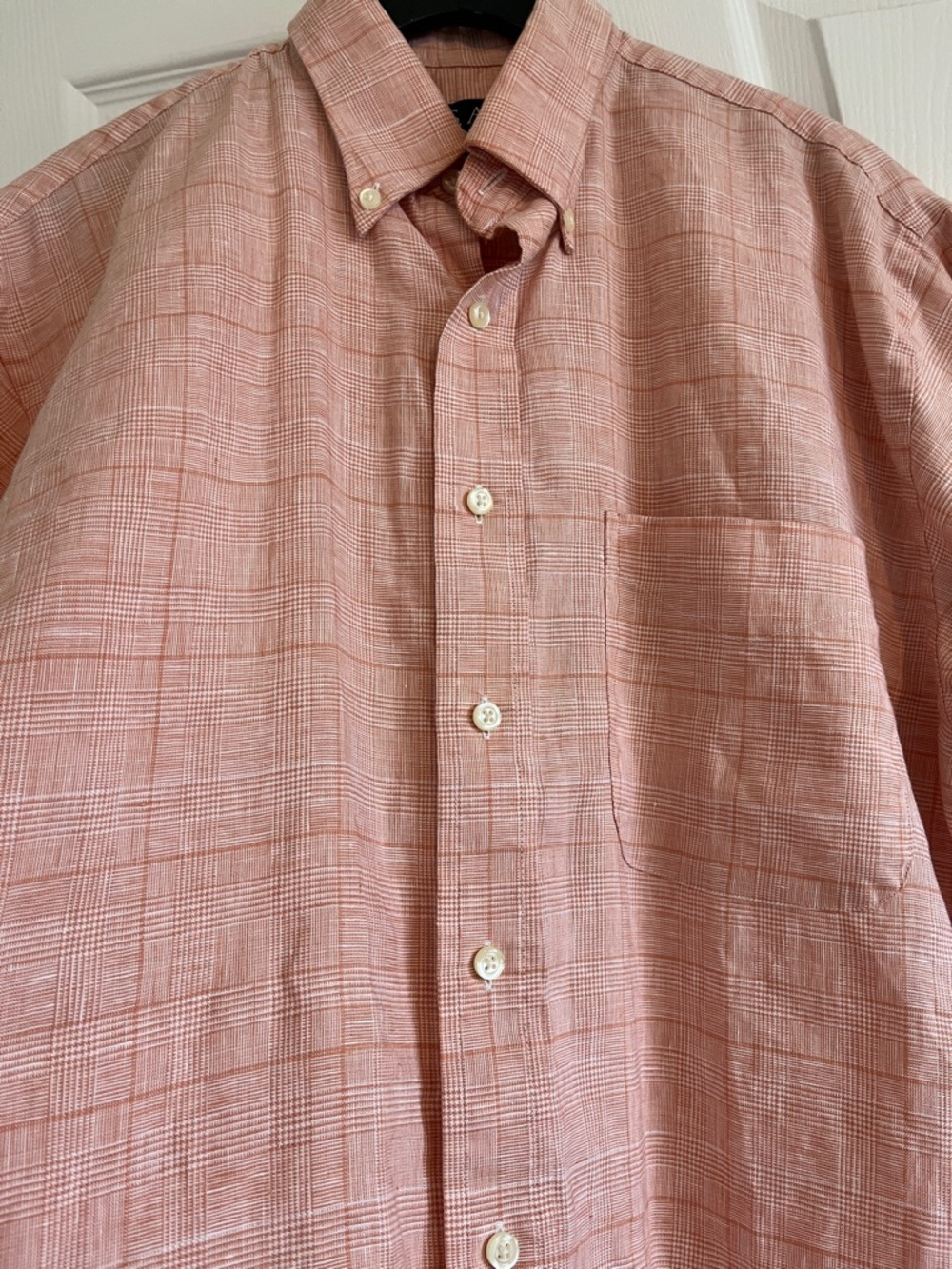 Jos. A. Bank 100% Linen Short-Sleeve Button-Down Shirt - Picture 8 of 8
